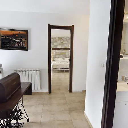 Vila With Private Pool And Garden Retreat *