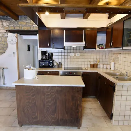 With Private Pool And Garden Retreat *