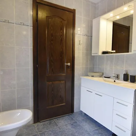 Villa With Private Pool And Garden Retreat Grožnjan