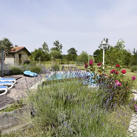 With Private Pool And Garden Retreat * Grožnjan