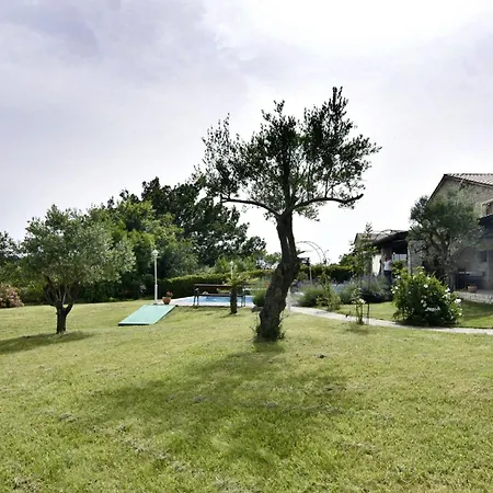 With Private Pool And Garden Retreat Villa Grožnjan